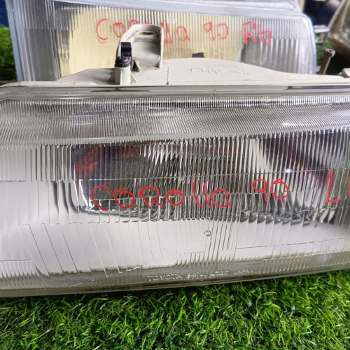 farol de toyota autocorolla año 90 par