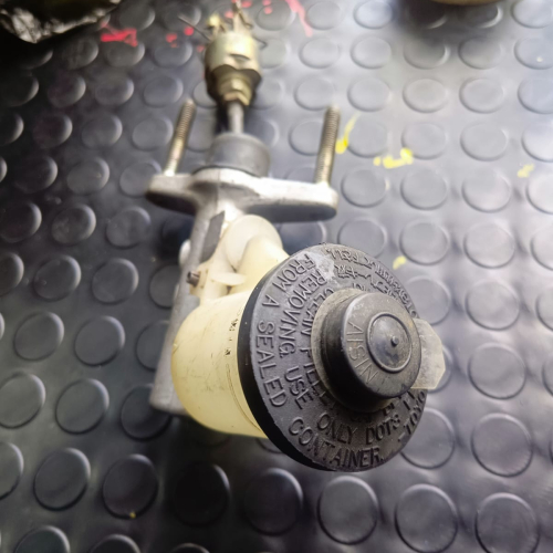 Bomba de embrague original de Toyota corolla del año 92 al 2000