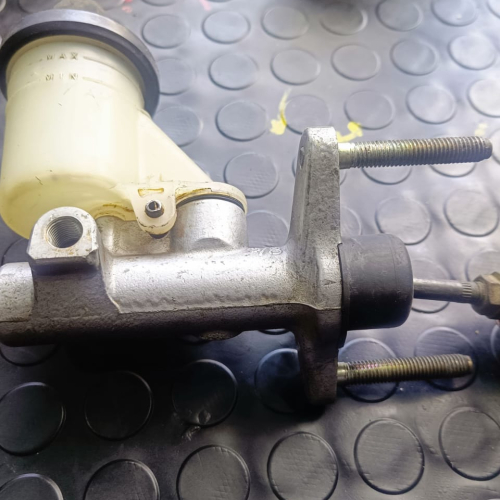 Bomba de embrague original de Toyota corolla del año 92 al 2000