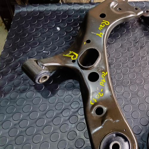 Bandejas de rav 4  lado derecho año 2015